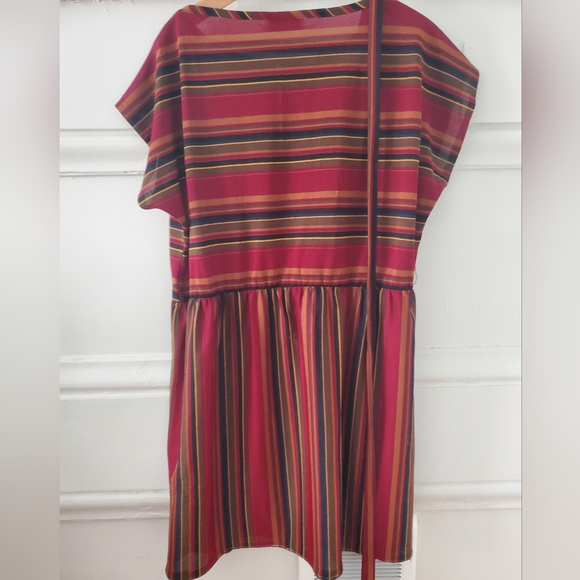 Vintage boho 70s burgundy striped day dress with waist tie belt - Picture 5 of 7